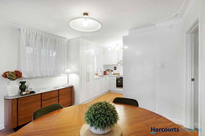 Photo - 25 Surrey Street, Dianella WA 6059 - Image 5