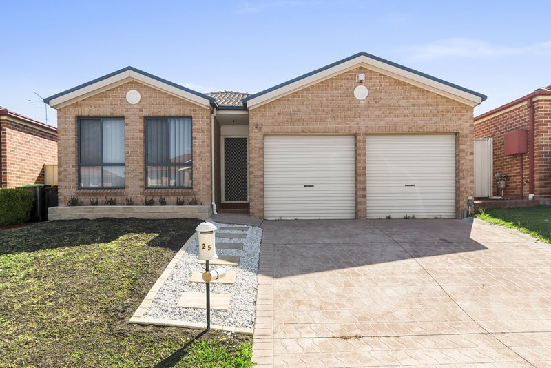 25 Tabletop Circuit, Horningsea Park NSW 2171