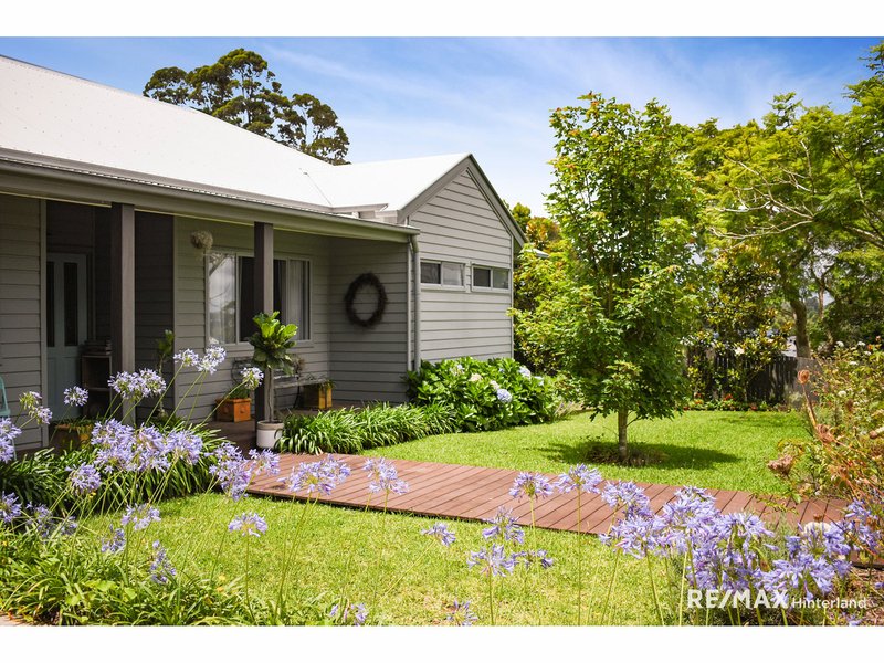 25 Tamarind Street, Maleny QLD 4552