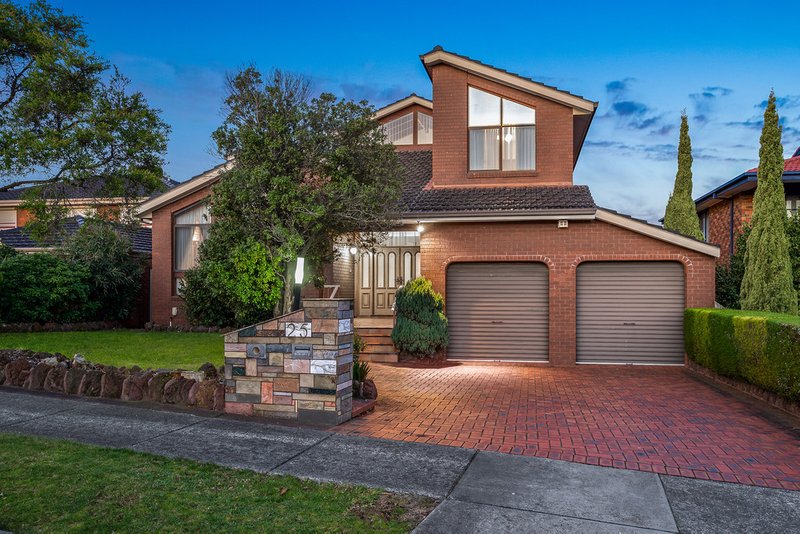 25 Tanya Place, Wheelers Hill VIC 3150