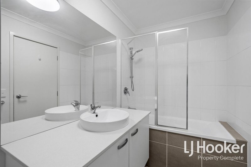 Photo - 25 Tasker Street, Yarrabilba QLD 4207 - Image 9