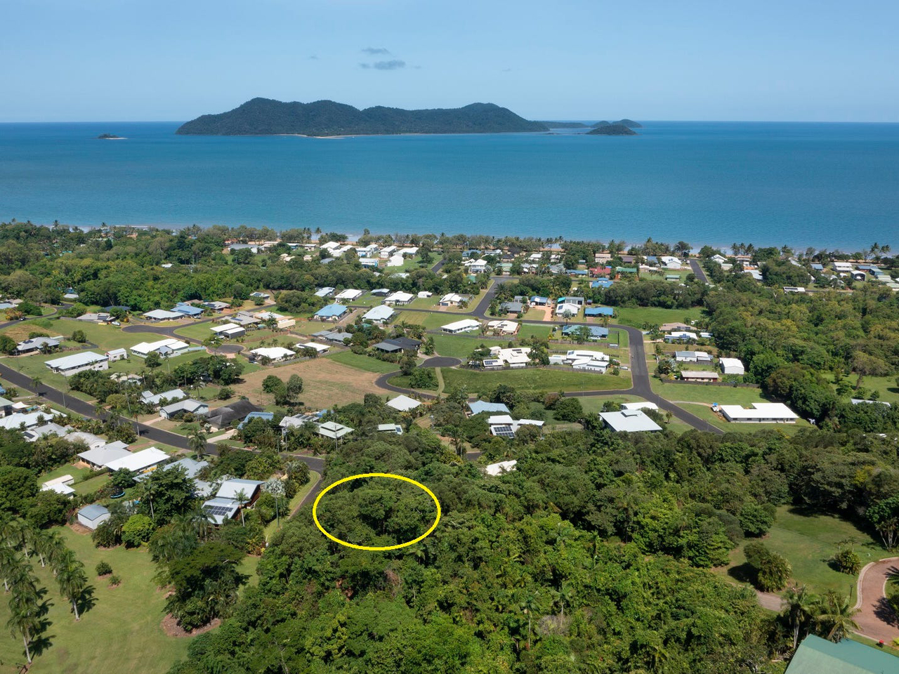 25 the Boulevard, South Mission Beach, QLD 4852 - Image 2