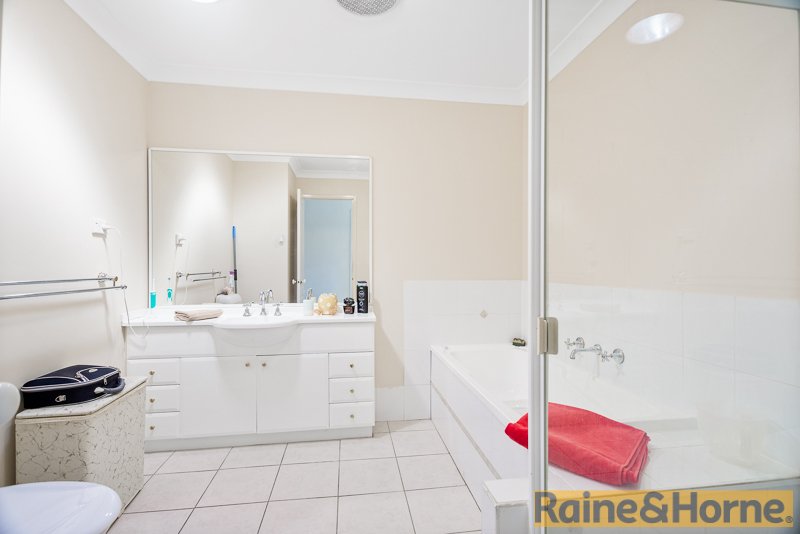 Photo - 25 Thomas Francis Way, Rouse Hill NSW 2155 - Image 6