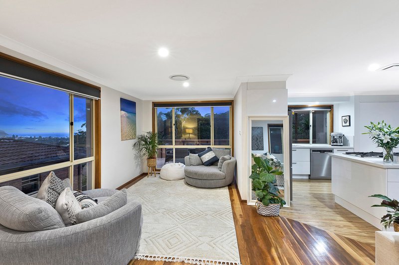 Photo - 25 Tilanbi Close, Terrigal NSW 2260 - Image 6