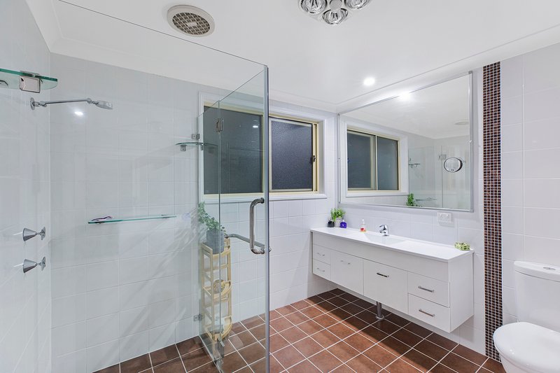 Photo - 25 Tilanbi Close, Terrigal NSW 2260 - Image 13