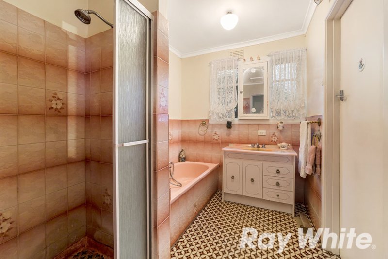 Photo - 25 Tiller Street, Burwood East VIC 3151 - Image 6