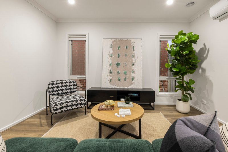 Photo - 25 Titchfield Road, Donnybrook VIC 3064 - Image 9