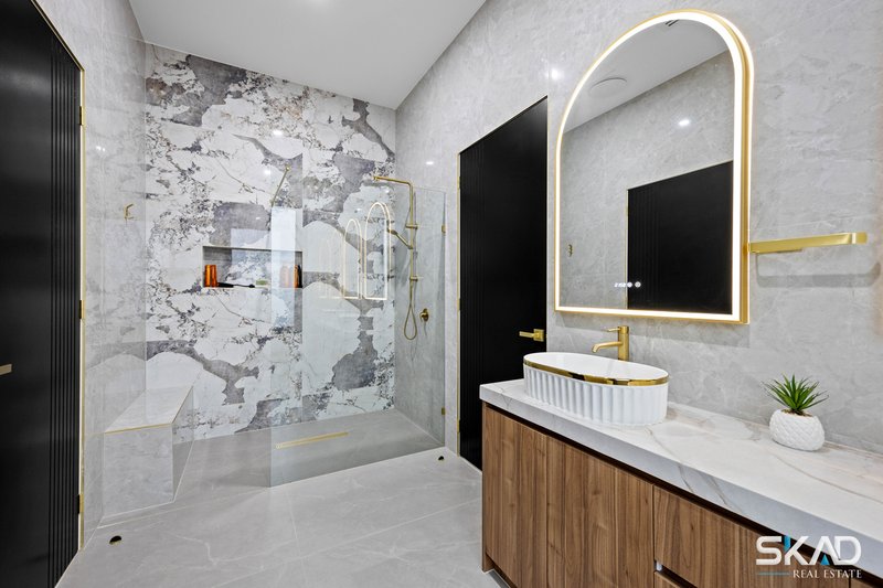 Photo - 25 Topographical Crescent, Greenvale VIC 3059 - Image 25