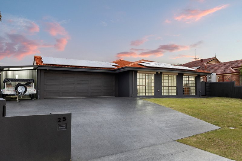 Photo - 25 Towerhill Road, Alexander Heights WA 6064 - Image 1