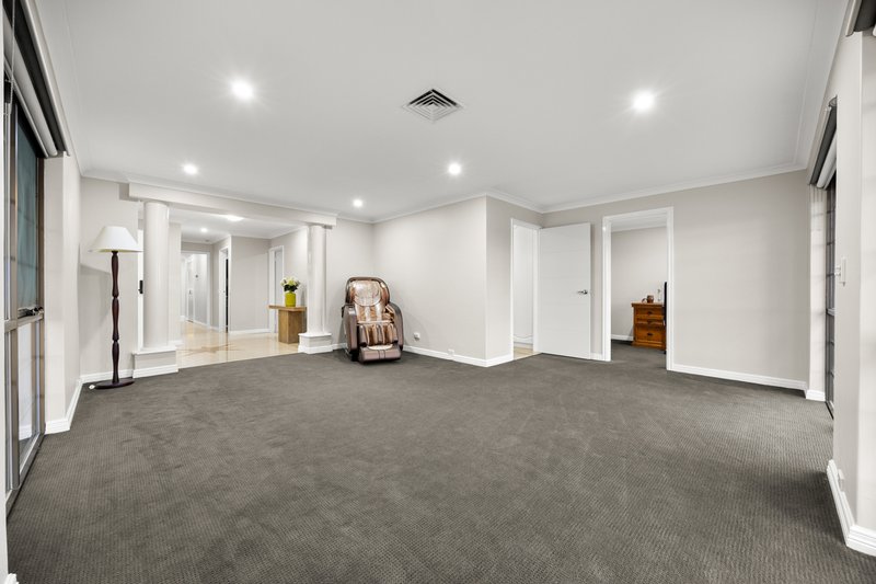 Photo - 25 Towerhill Road, Alexander Heights WA 6064 - Image 6