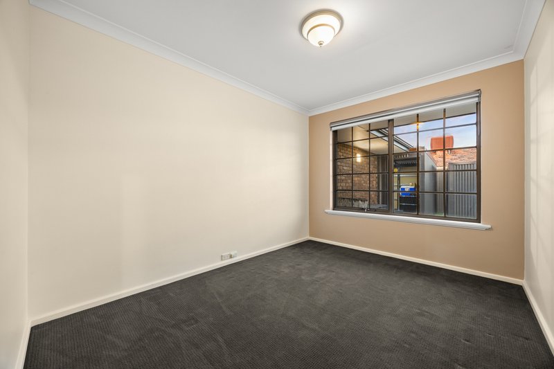 Photo - 25 Towerhill Road, Alexander Heights WA 6064 - Image 29