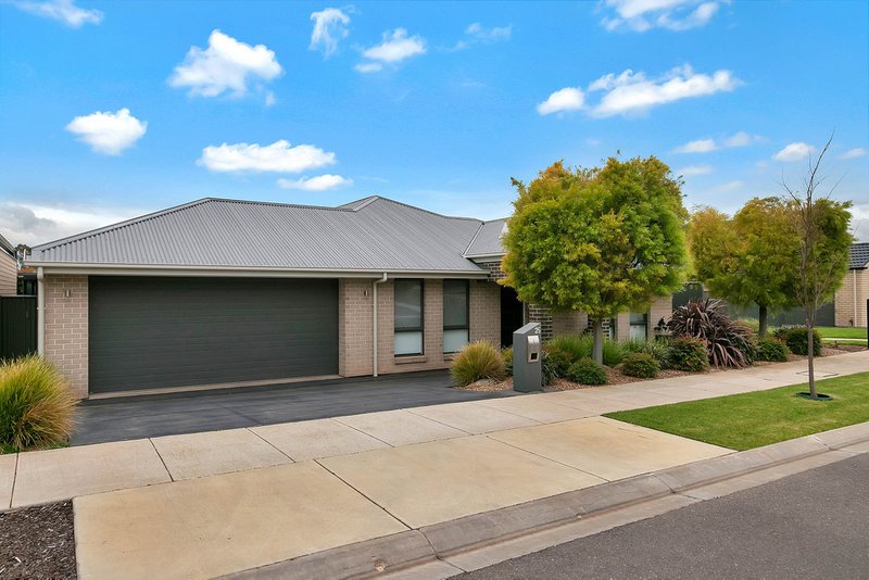 Photo - 25 Treleaven Way, Gawler East SA 5118 - Image 3