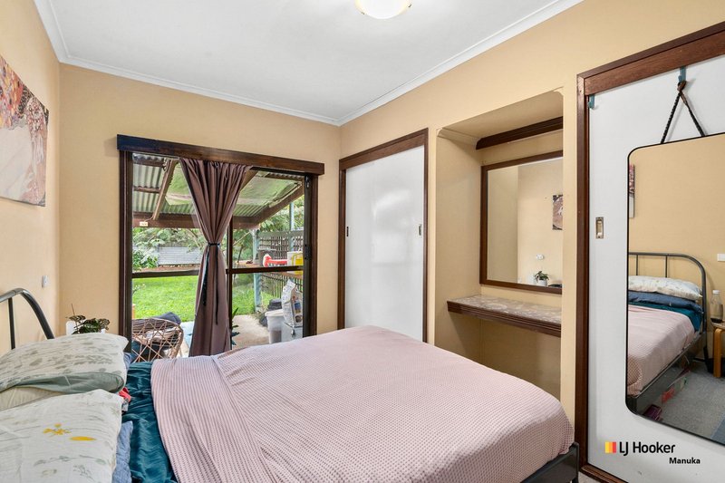 Photo - 25 Tungun Street, Narrabundah ACT 2604 - Image 7