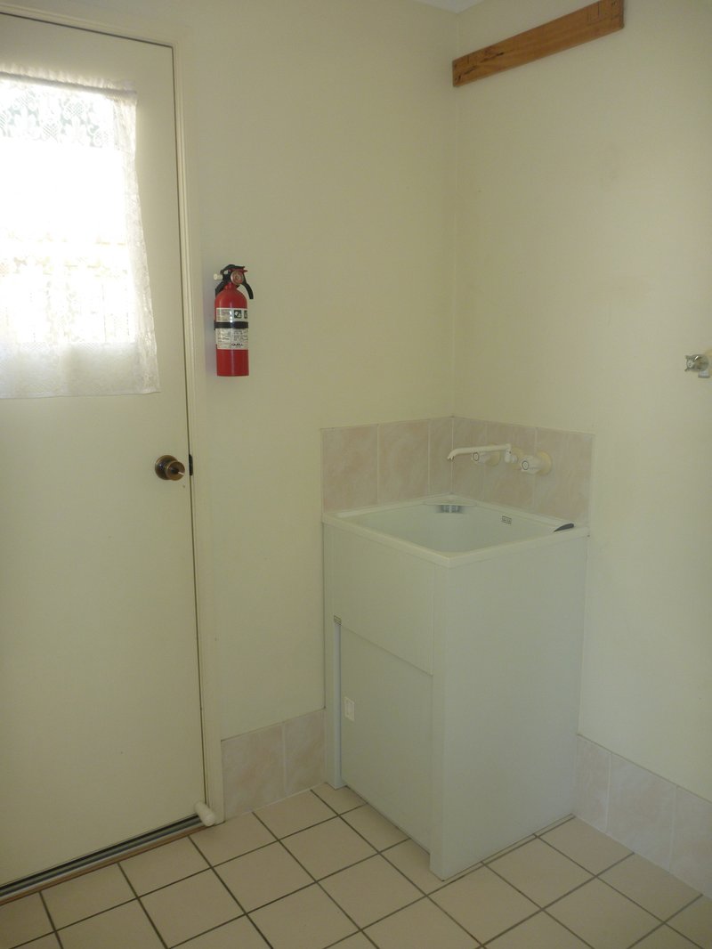 Photo - 25 Turquoise Pl , Wavell Heights QLD 4012 - Image 6