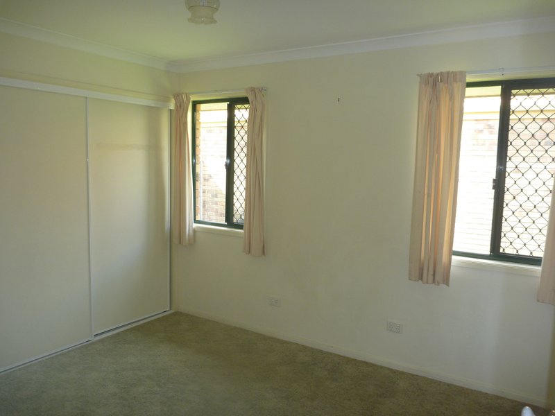 Photo - 25 Turquoise Pl , Wavell Heights QLD 4012 - Image 9