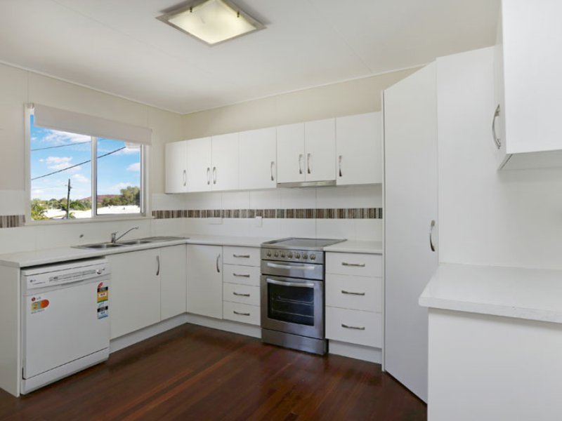 Photo - 25 Verry Street, Mount Isa QLD 4825 - Image 2