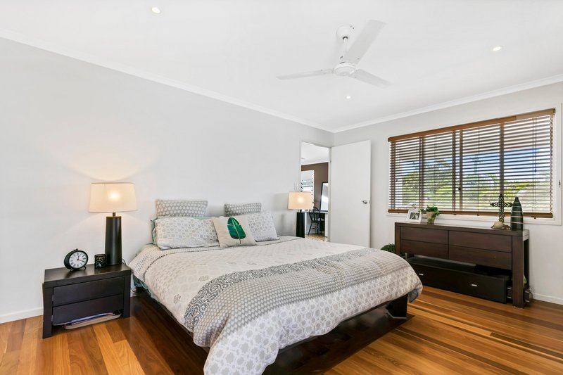 Photo - 25 Victor Street, Alexandra Headland QLD 4572 - Image 17