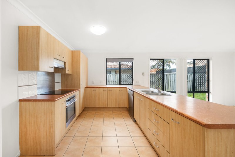 Photo - 25 Village Way, Bracken Ridge QLD 4017 - Image 3