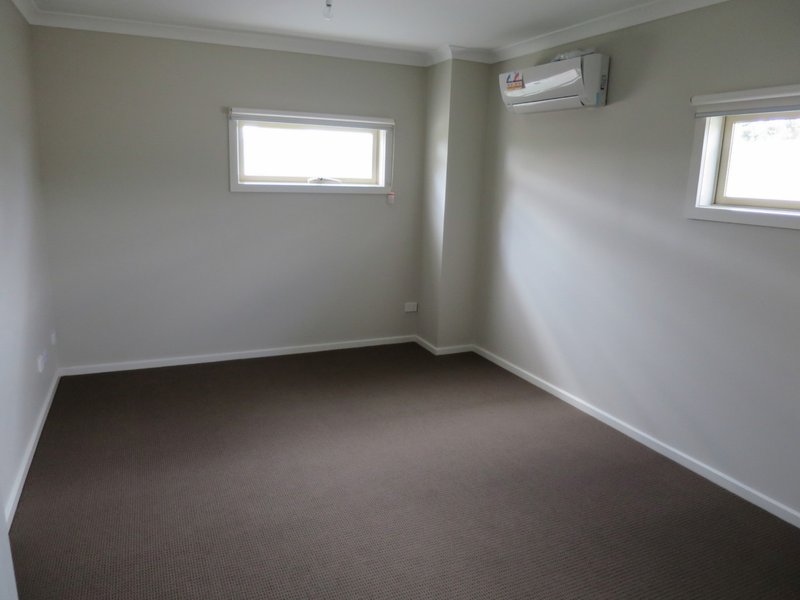 Photo - 2/5 Vision Street, Chadstone VIC 3148 - Image 7