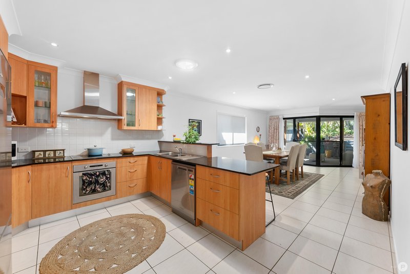 Photo - 25 Wade Street, Wavell Heights QLD 4012 - Image 2