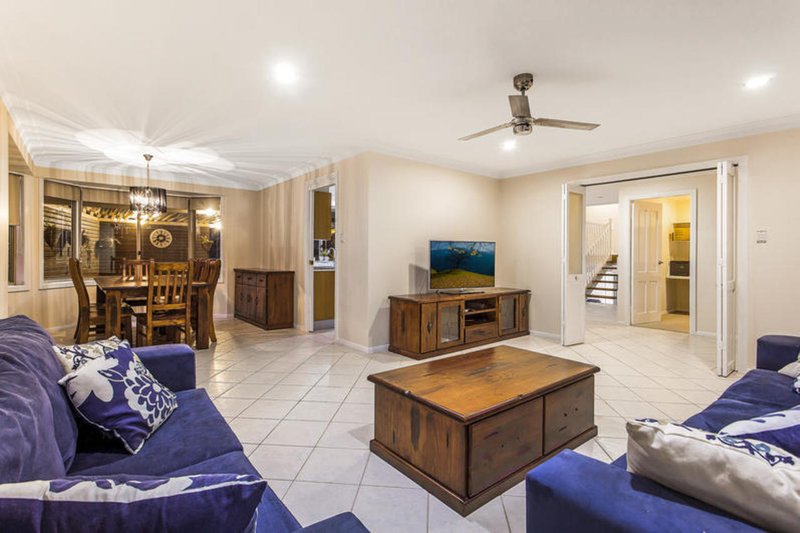 Photo - 25 Walch Avenue, Bateau Bay NSW 2261 - Image 3