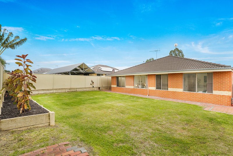 Photo - 25 Waldburg Drive, Tapping WA 6065 - Image 2