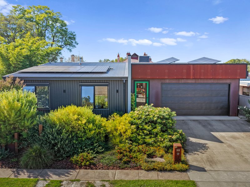 Photo - 25 Walker Street, Benalla VIC 3672 - Image 1