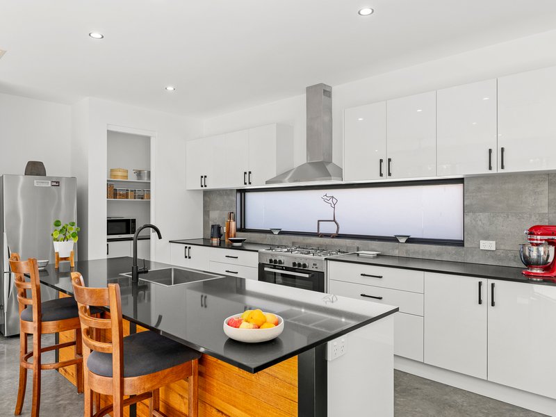 Photo - 25 Walker Street, Benalla VIC 3672 - Image 7