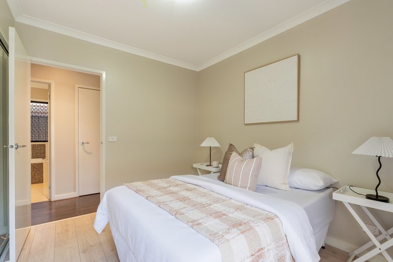 Photo - 25 Wallflower Close, Craigieburn VIC 3064 - Image 13