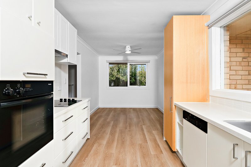 Photo - 25 Wangarra Road, Frankston VIC 3199 - Image 3