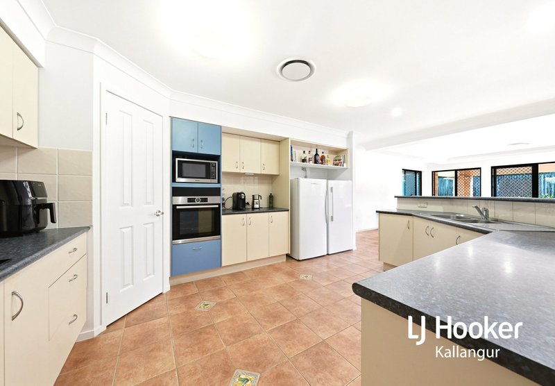Photo - 25 Waranga Court, Murrumba Downs QLD 4503 - Image 6