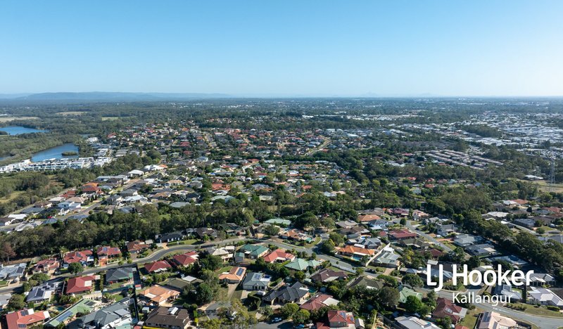 Photo - 25 Waranga Court, Murrumba Downs QLD 4503 - Image 23