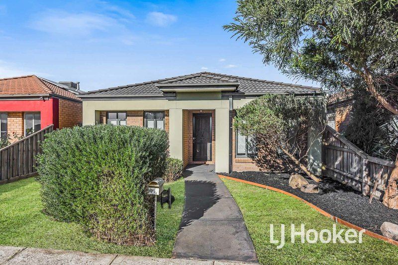 25 Waterbury Street, Cranbourne VIC 3977