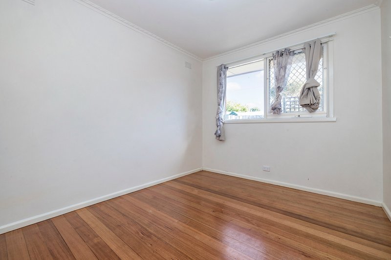 Photo - 2/5 Waterman Place, Frankston VIC 3199 - Image 5