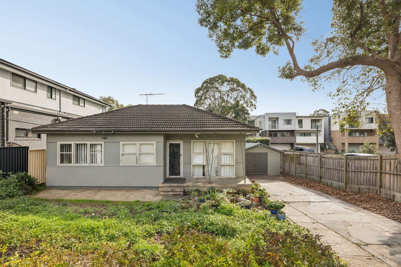 Photo - 25 Watkins Road, Baulkham Hills NSW 2153 - Image 1