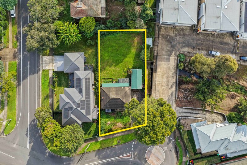 Photo - 25 Watkins Road, Baulkham Hills NSW 2153 - Image 10