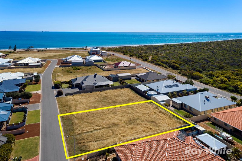 25 Wave Crest Circle, Drummond Cove WA 6532