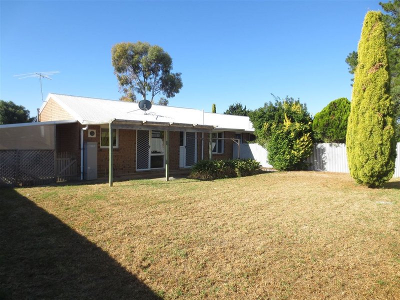 Photo - 25 Waverley Way, Morphett Vale SA 5162 - Image 11