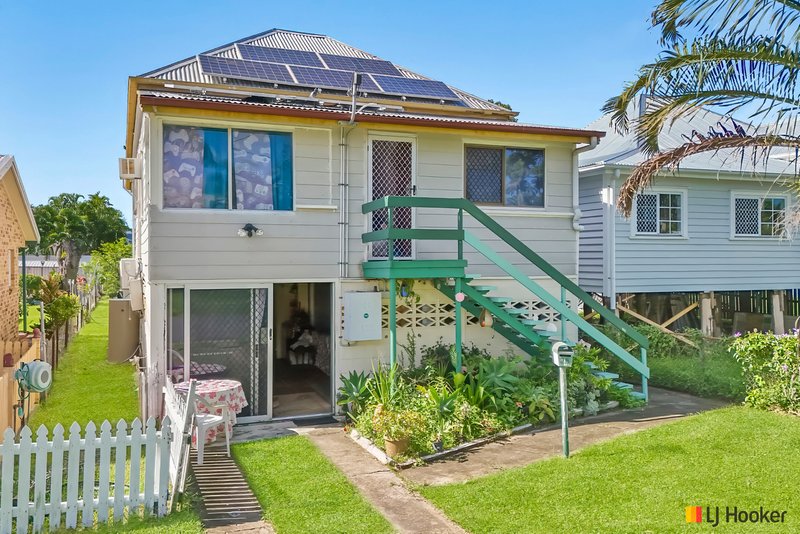 Photo - 25 Weinholt Street, Allenstown QLD 4700 - Image 1
