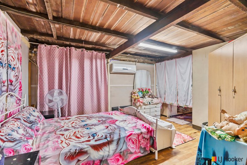 Photo - 25 Weinholt Street, Allenstown QLD 4700 - Image 3