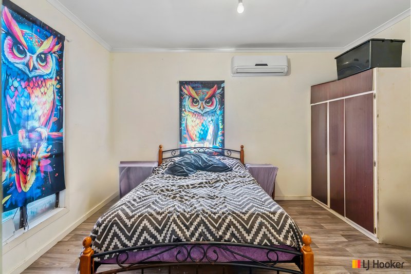 Photo - 25 Weinholt Street, Allenstown QLD 4700 - Image 6