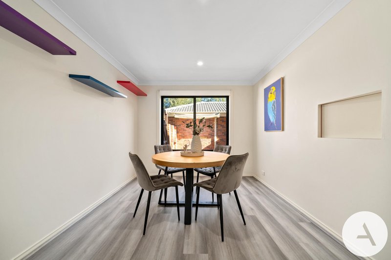 Photo - 25 Westbury Circuit, Nicholls ACT 2913 - Image 3