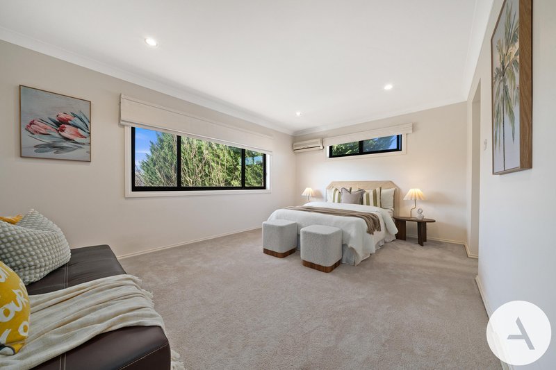 Photo - 25 Westbury Circuit, Nicholls ACT 2913 - Image 9