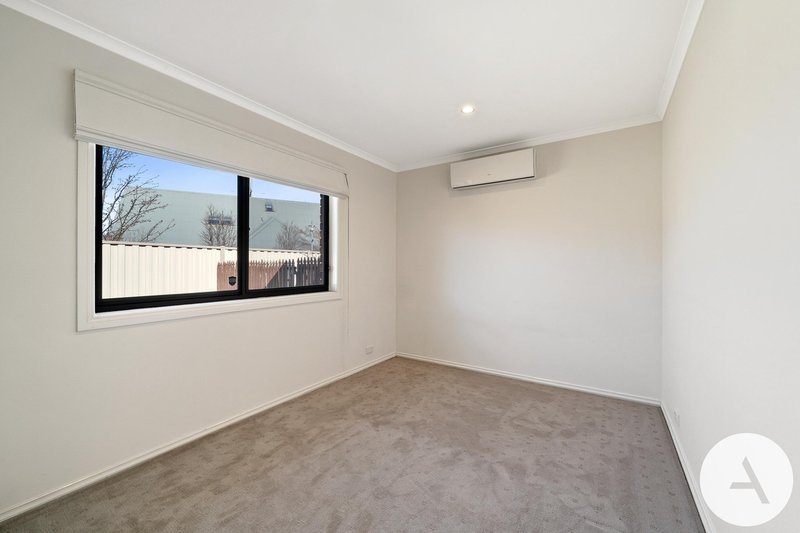 Photo - 25 Westbury Circuit, Nicholls ACT 2913 - Image 18