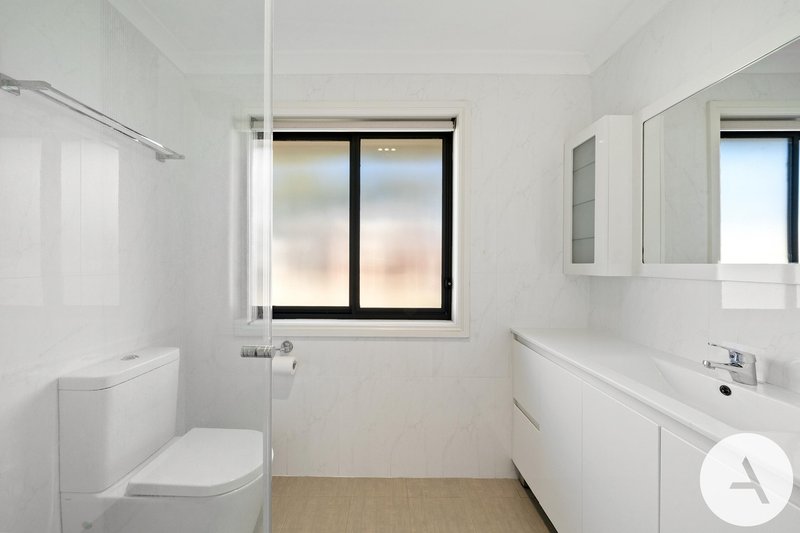 Photo - 25 Westbury Circuit, Nicholls ACT 2913 - Image 19