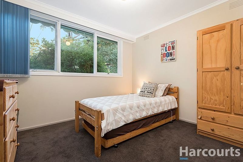 Photo - 25 Westerfield Drive, Notting Hill VIC 3168 - Image 5