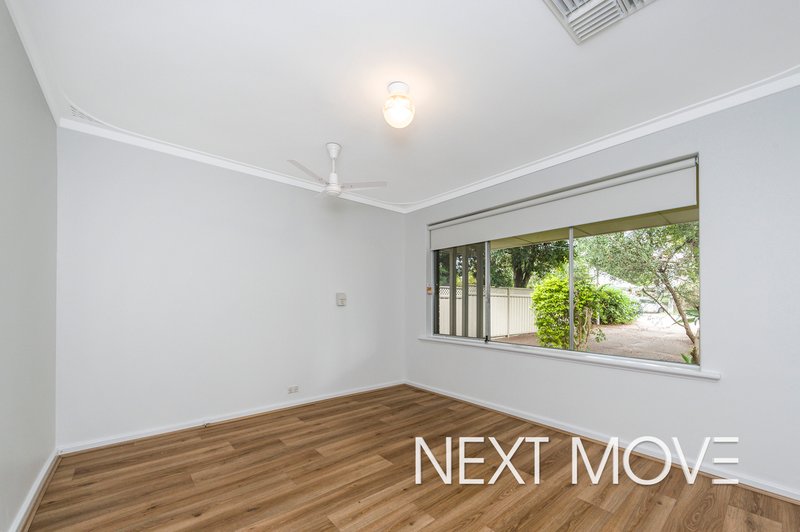 Photo - 25 Wheyland Street, Willagee WA 6156 - Image 16