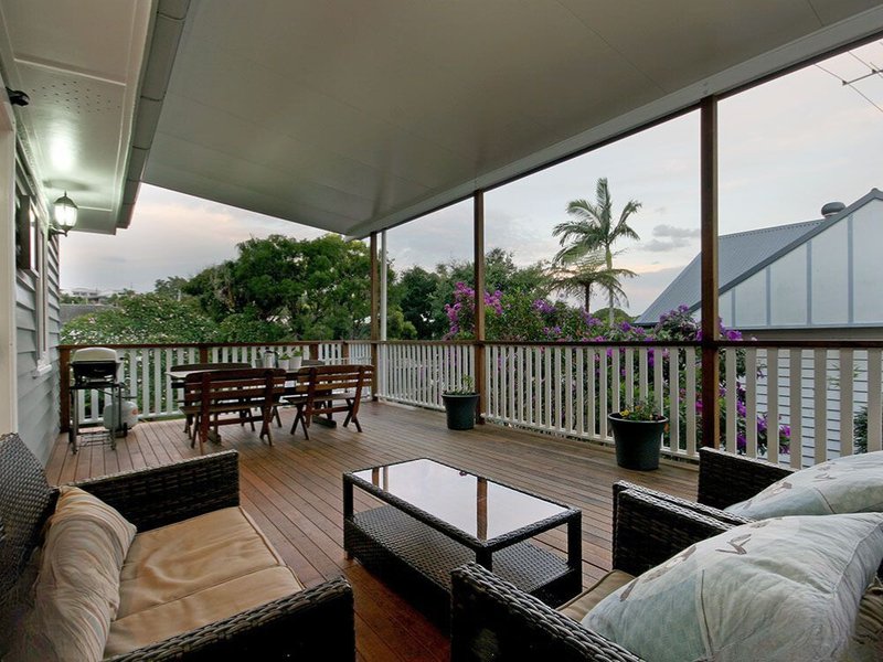 Photo - 25 White Street, Wavell Heights QLD 4012 - Image 3