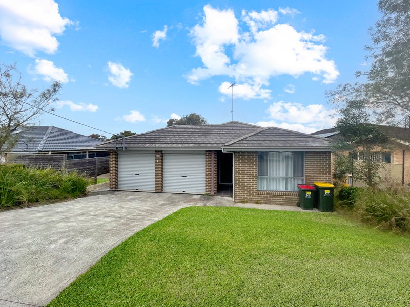 25 Whiteswan Avenue, Blue Haven NSW 2262