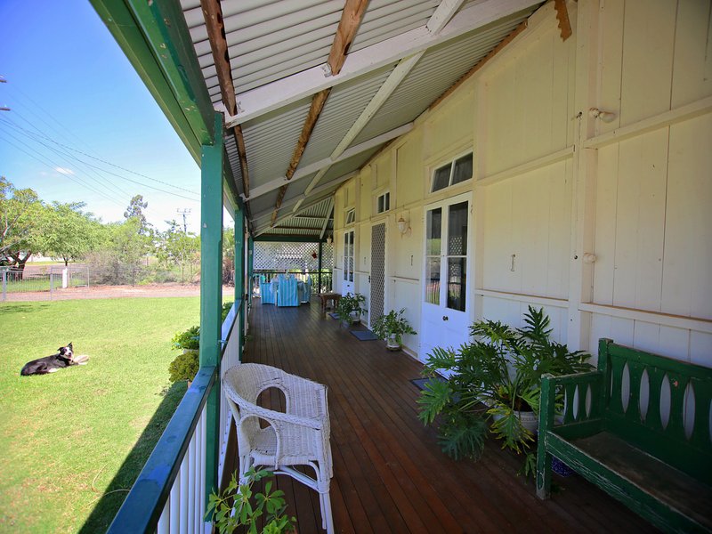 Photo - 25 William Street, Roma QLD 4455 - Image 24